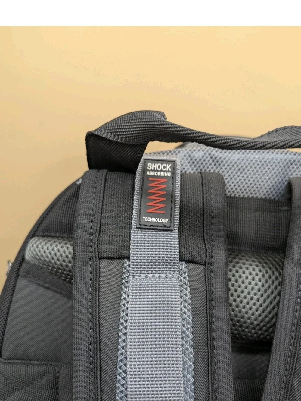 Wenger Synergy Multi Pocket Zip Around Back Pack Black New W Tags